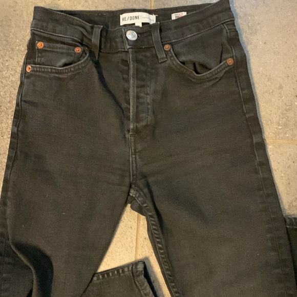 RE/DONE
High-Rise Ankle Cropped Jeans in Black99. Size 25. EUC - Picture 8 of 15